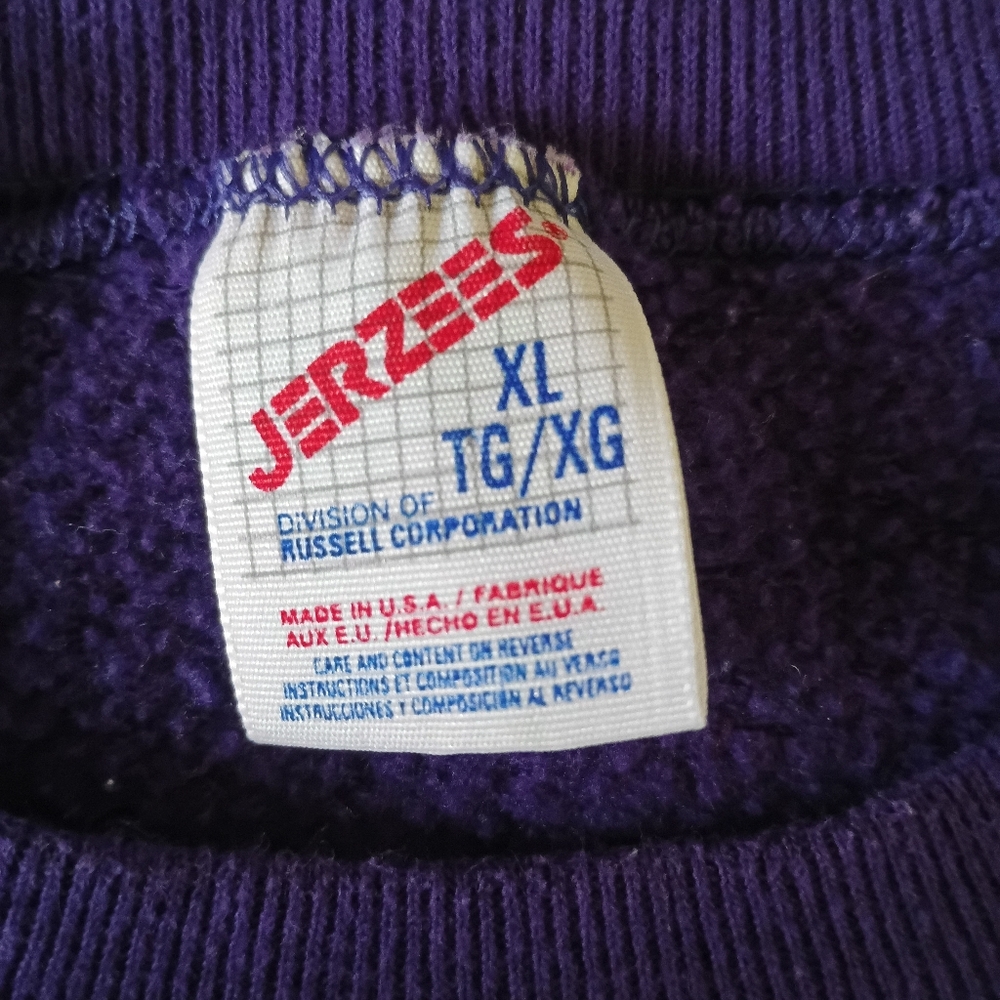 Vintage Wisconsin Sweatshirt Men's XL 90s Jerzees Crewneck Purple Graphic Print. - Picture 6 of 12